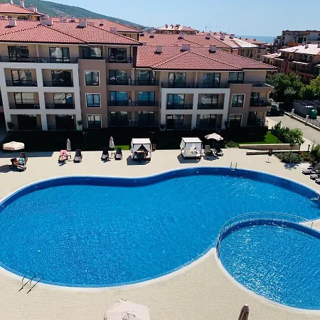 Big One Bedroom In Sea Dreams, Apartment *